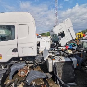 Alternative view of SCANIA R420 - 2006