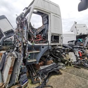 Alternative view of VOLVO FH 12 460 - 1999