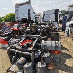 Alternative view of MERCEDES ACTROS 1844 LS - 2011