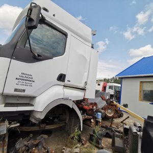 Alternative view of RENAULT PRÉMIUM 420.19T - 2004