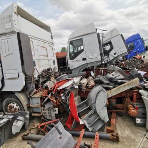 Alternative view of IVECO STRALIS 430 - 2000
