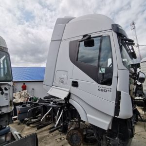 Alternative view of IVECO STRALIS 460 E6 AS460T/P - 2016