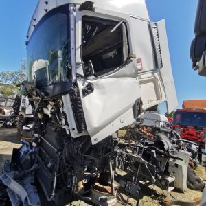 Alternative view of RENAULT T 480 COMFORT - 2014