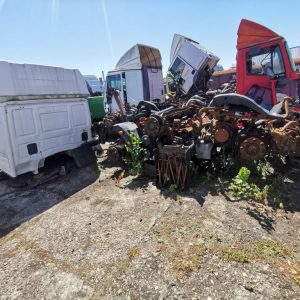 Alternative view of IVECO EUROCARGO 120 E - 2013