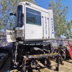 Alternative view of RENAULT MAGNUM 460 DXI E5 - 2008