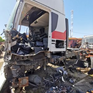 Alternative view of IVECO STRALIS AS440 - 2010