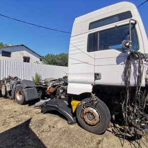 Alternative view of MAN TGA 18.410 - 2001