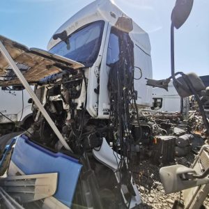 Alternative view of RENAULT PRÉMIUM 450 DXI - 2007