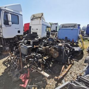 Alternative view of MAN LE 12.220 - 2003