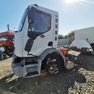 Alternative view of RENAULT PRÉMIUM 210.19 - 2004