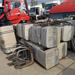 Üzemanyag és adBlue tankok