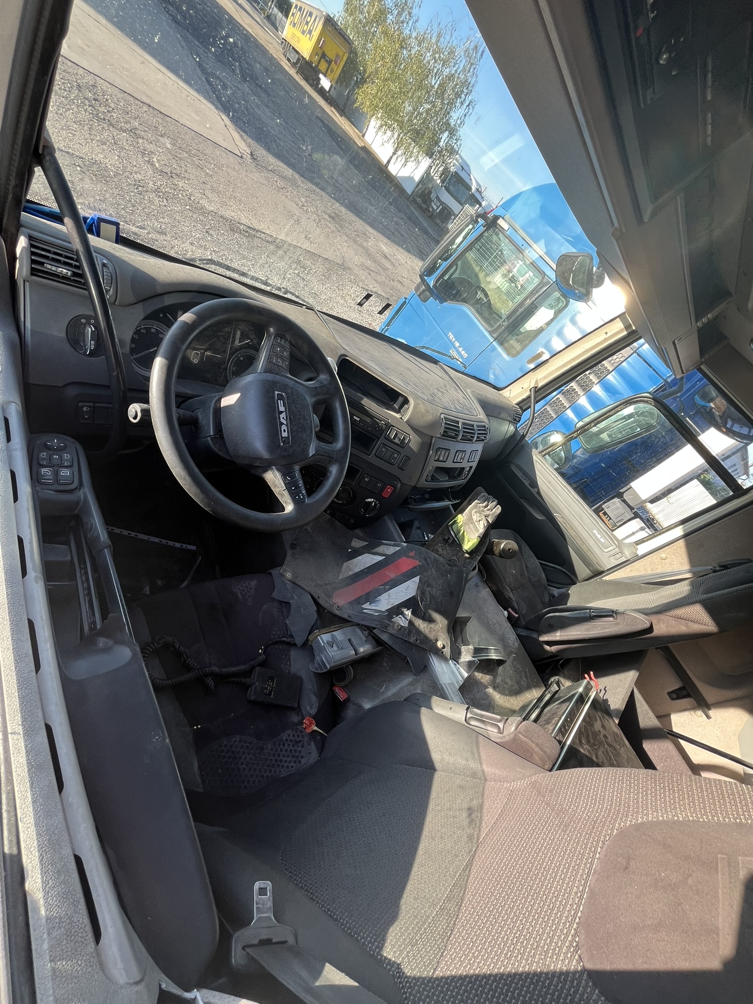 DAF CF 460 FT M4EN3 - 2014 - Image 3