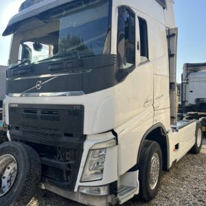 Alternative view of VOLVO FH 460 - 2014
